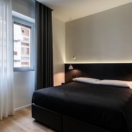 Contemporaneamente 147 - Modern & Comfort Rooms Bari Exterior photo