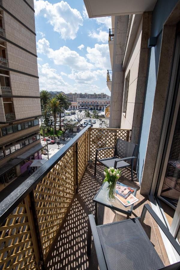 Contemporaneamente 147 - Modern & Comfort Rooms Bari Exterior photo